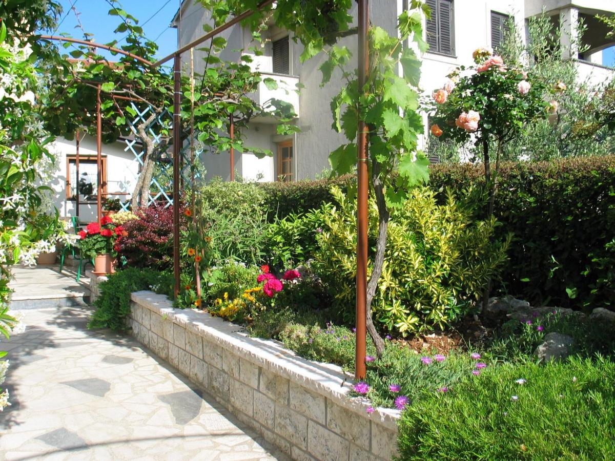 Apartmani Jolly Porec: Blizu Centra I Mora Luaran gambar