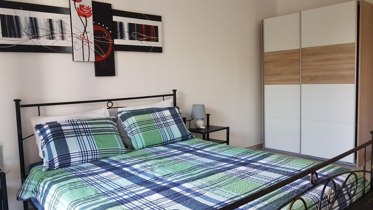 Apartmani Jolly Porec: Blizu Centra I Mora Luaran gambar