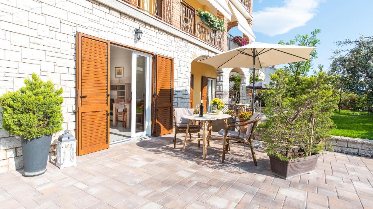 Apartmani Jolly Porec: Blizu Centra I Mora Luaran gambar