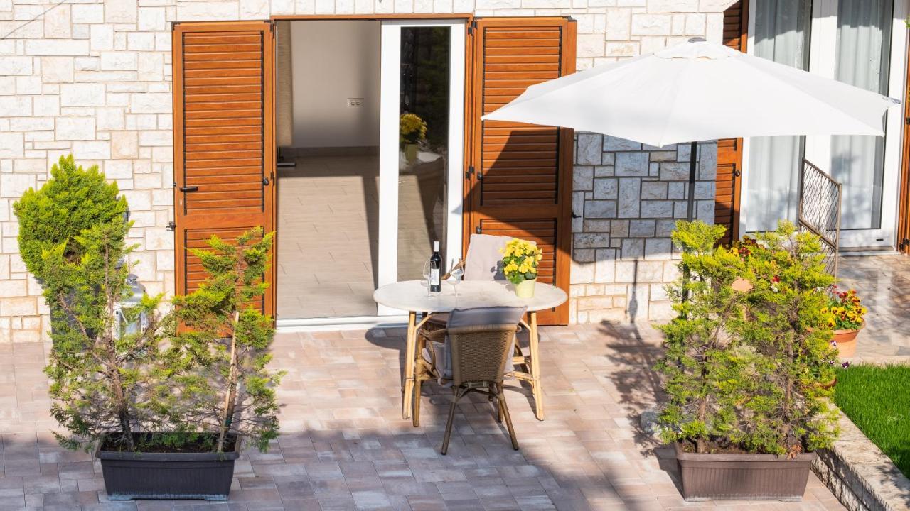 Apartmani Jolly Porec: Blizu Centra I Mora Luaran gambar